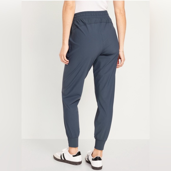 Stretch tech joggers - Picture 2 of 4